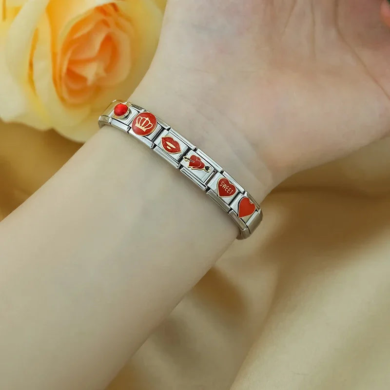 Hapiship 2024 mujeres esmalte rojo flor corazón Kiss Me encantos enlaces italianos ajuste 9mm pulsera de acero inoxidable hacer joyería ZH003